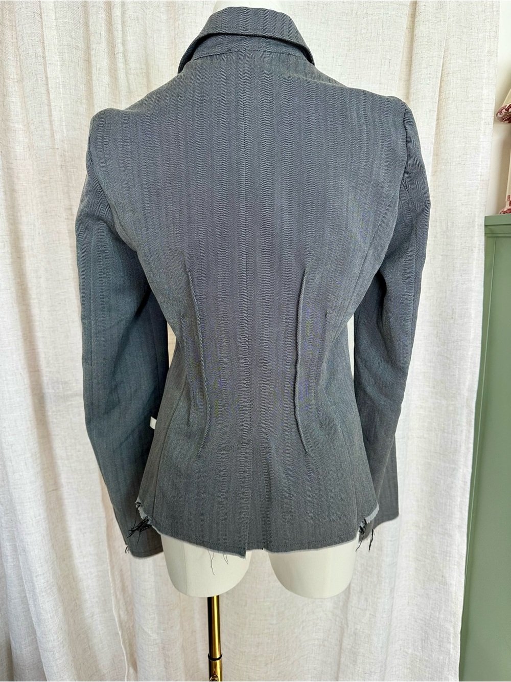 Vintage Signorelli Gray Frayed-Edge Blazer - Picture 3 of 6